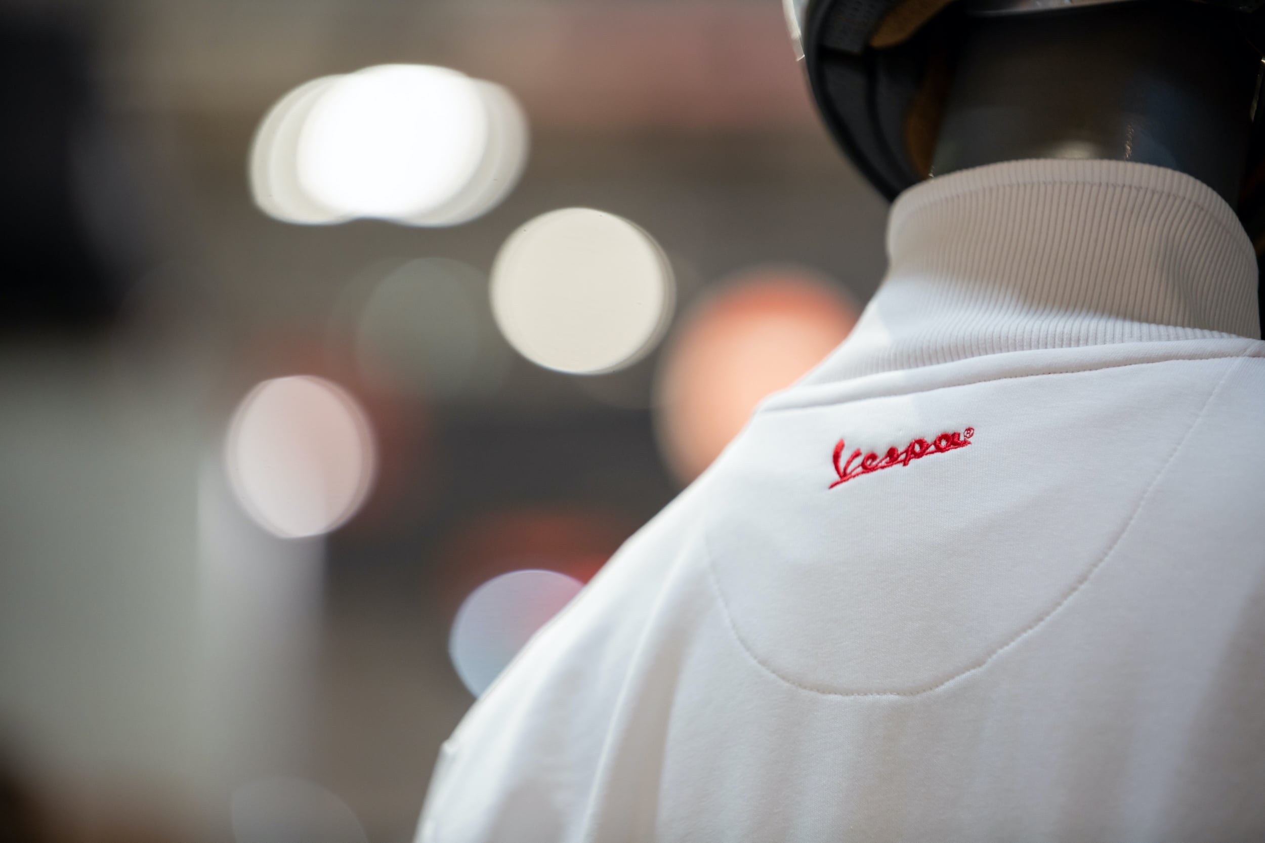 Vespa Sweatshirt Jacket Racing Sixties white / red