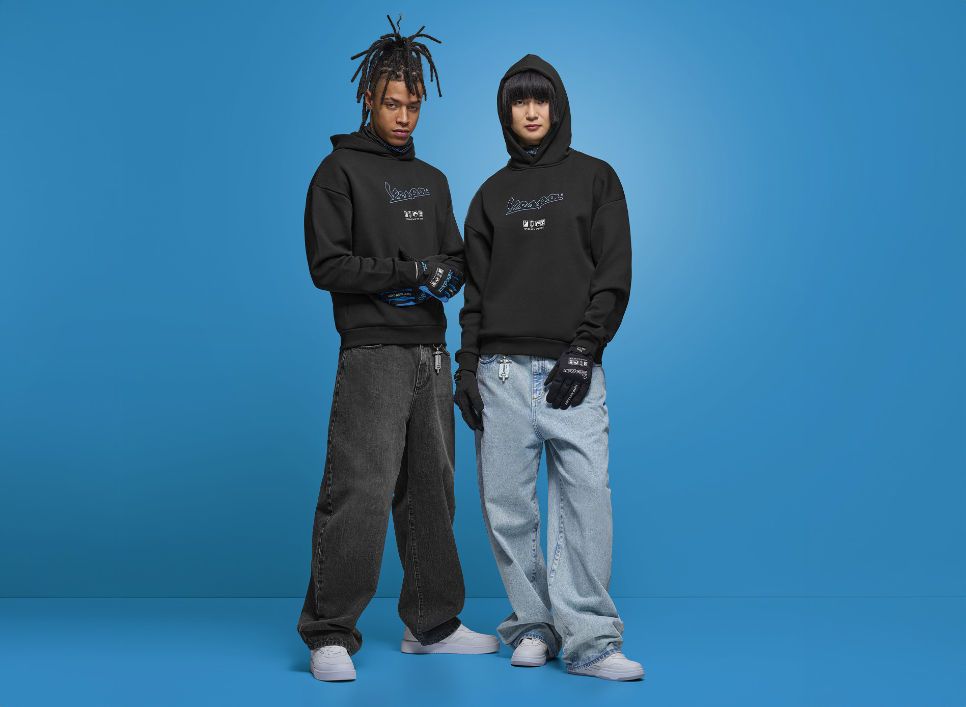 Vespa hoodie black DEC collection
