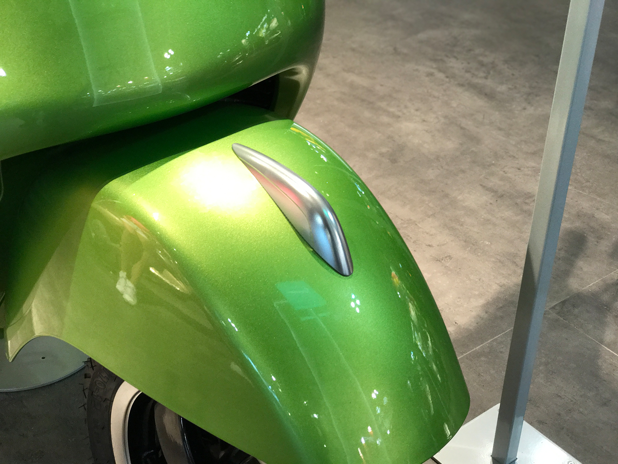 Vespa ornament fender GTS by Rizoma